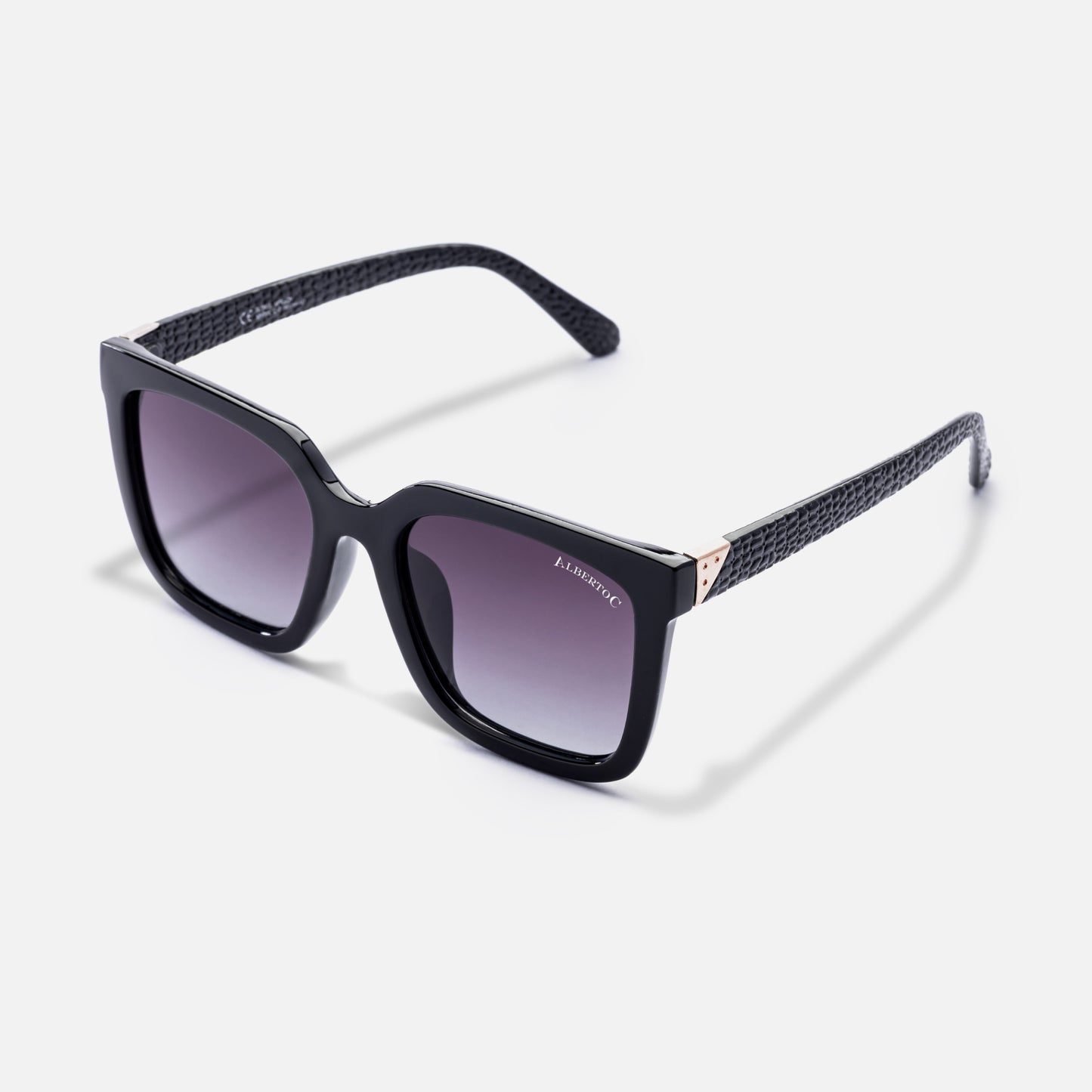 #color_black fade