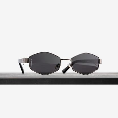 #color_gunmetal black