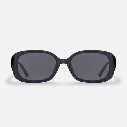 #color_matte black 