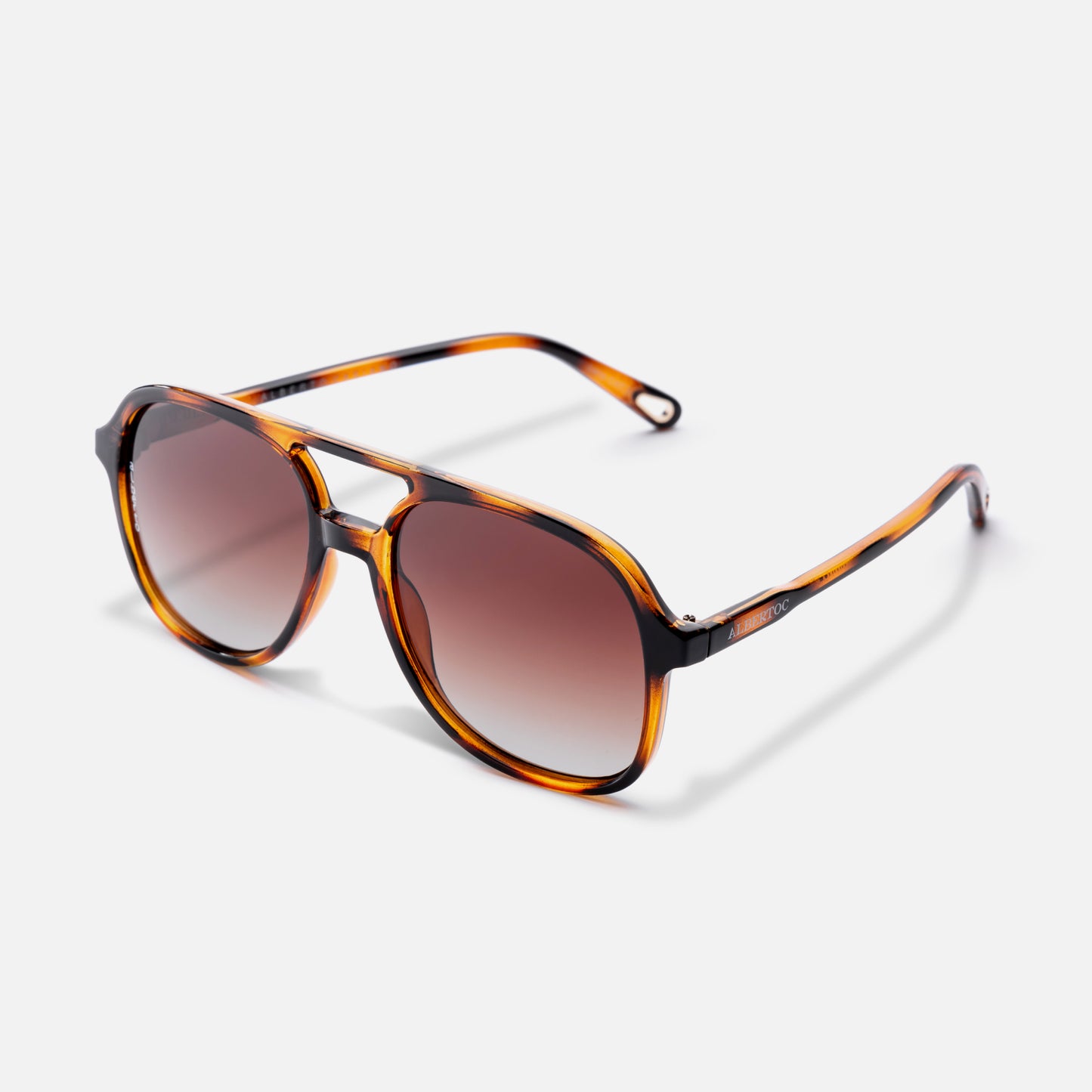 #color_tort brown fade