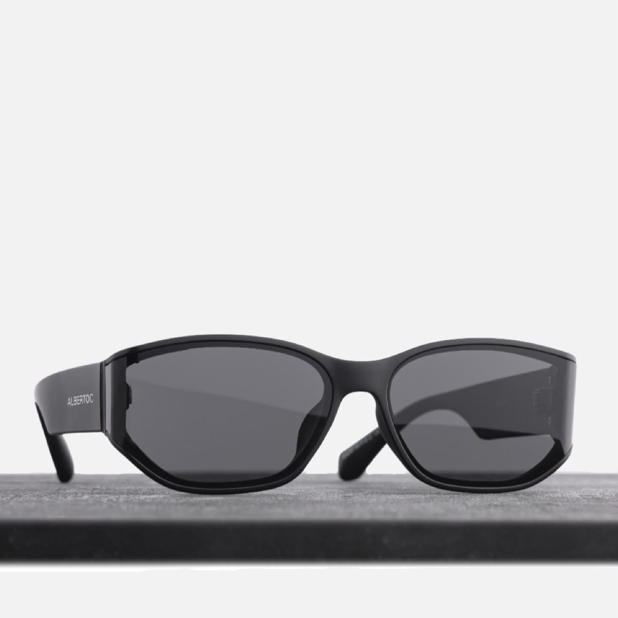 #color_ matte black